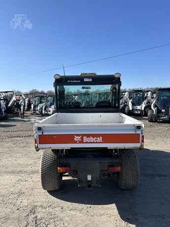 Second image of 2015 BOBCAT TOOLCAT 5600