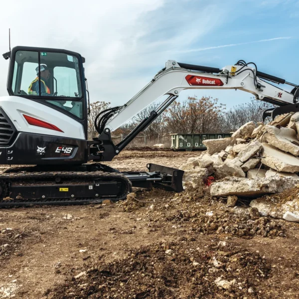 2026 BOBCAT E48