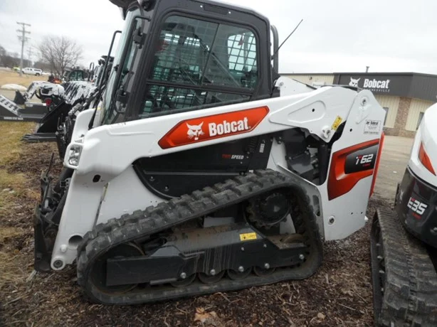 Second image of 2022 BOBCAT T62