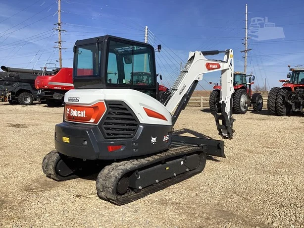 2026 BOBCAT E60R2